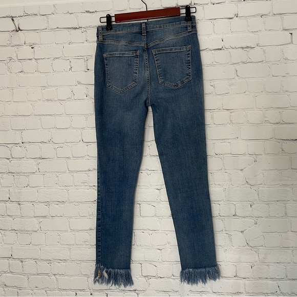 Free People Great Heights Frayed Skinny Jeans size 27 - Picture 3 of 12